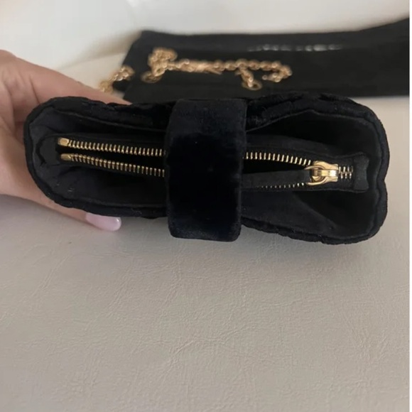 💯 Chanel mini pouch / bag with a Chanel chain - Picture 2 of 8